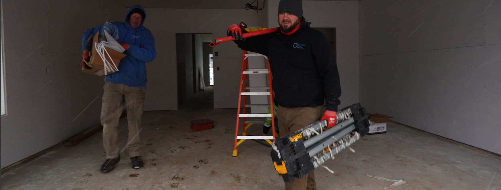 garage-door-install-team-cleanup-site