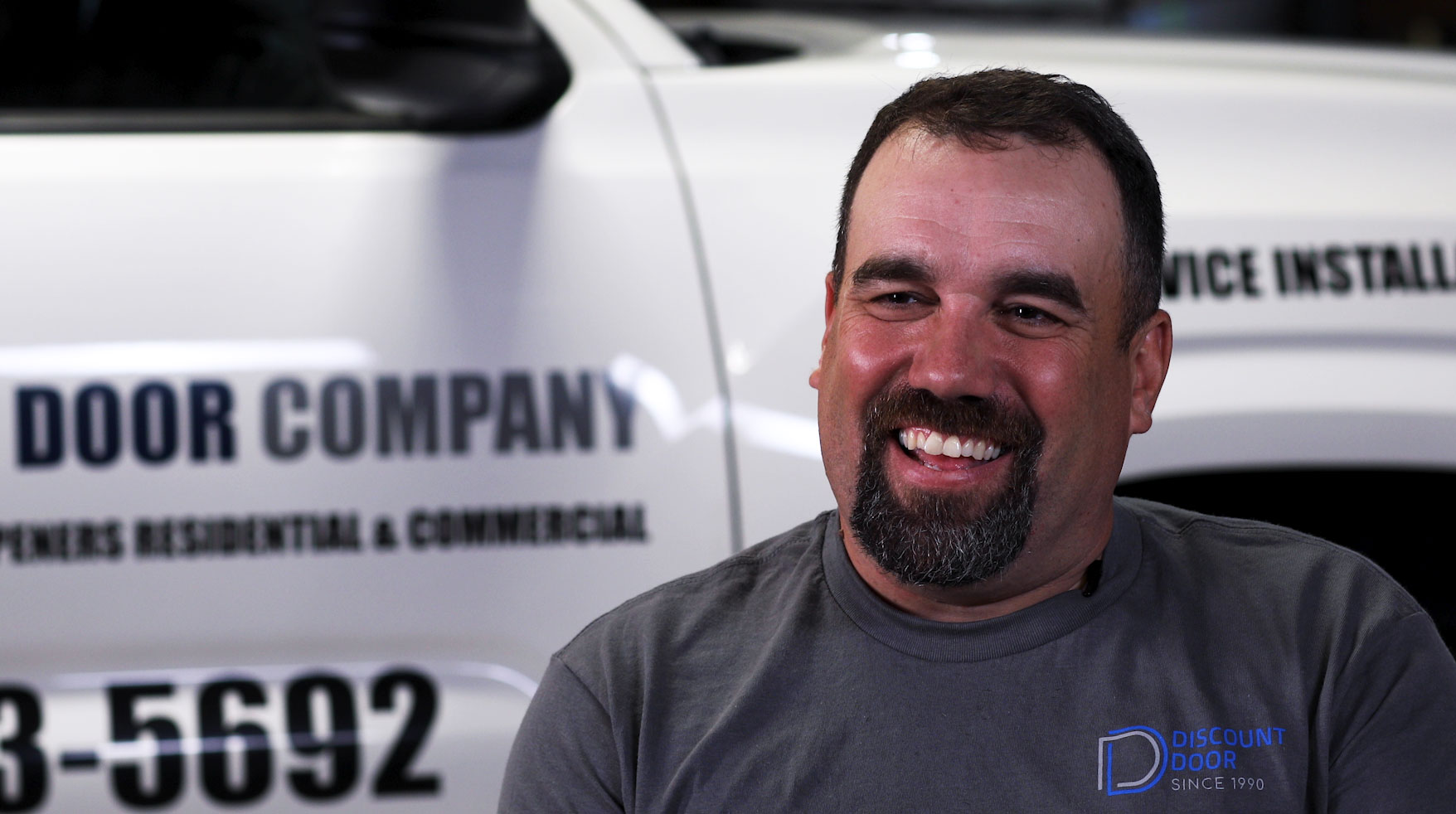 customer-service-customers-first-at-discount-door